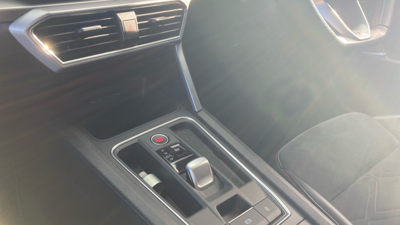 SEAT Leon 1.4 eHybrid FR Sport 5dr DSG Estate